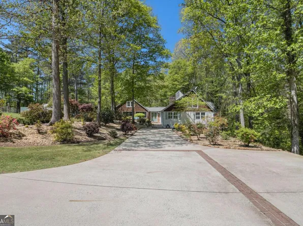 124 Sunny Brook Dr, Newnan, GA 30263