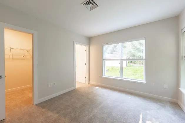 Princeton Dover Apartments — Photo 41