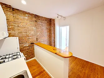 Rented by Kleier Residential