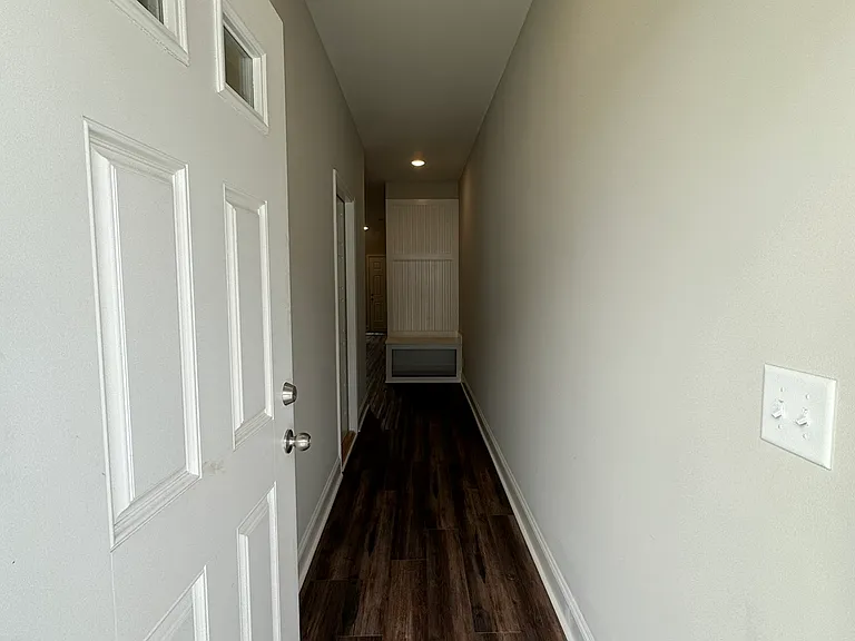119 W Rossview Rd #2-I — Photo 2
