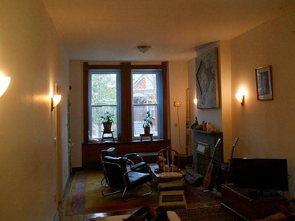 2nd image of 2123 W Thomas Street # Fl 1ST