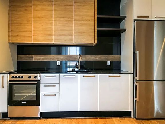 3rd image of 246 Johnson Ave #4E