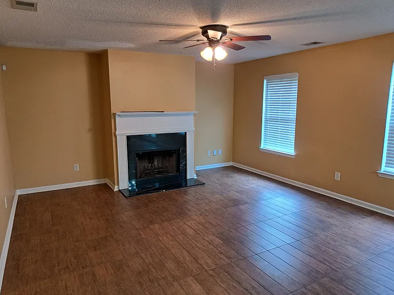 2965 Pebble Creek Ln — Photo 6