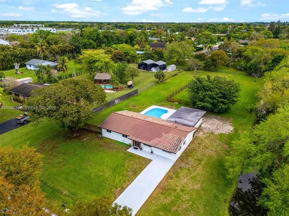 4830 SW 188th Ave, Fort Lauderdale, FL 33332