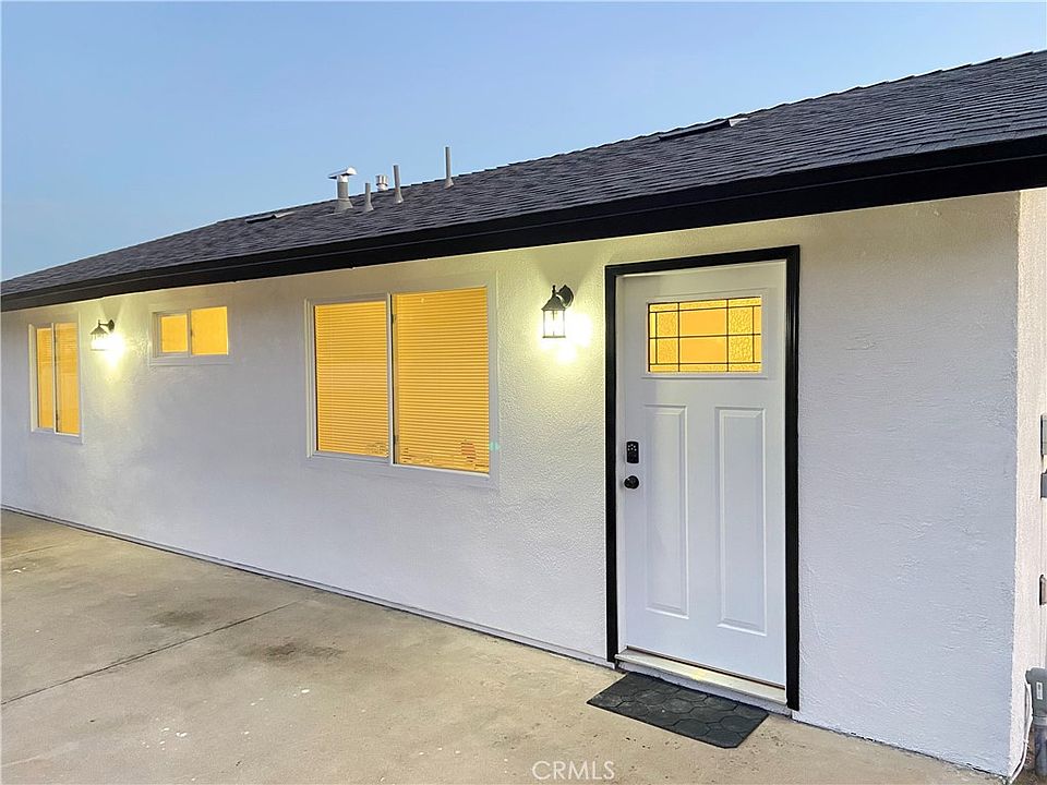 1st image of 1548 N Lassen Ave