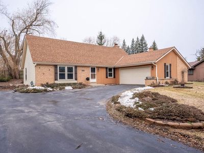 3477 South Long Acre DRIVE, New Berlin, WI, 53151