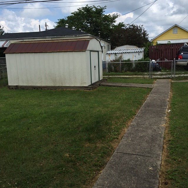 2nd image of 4552 Piedmont Rd