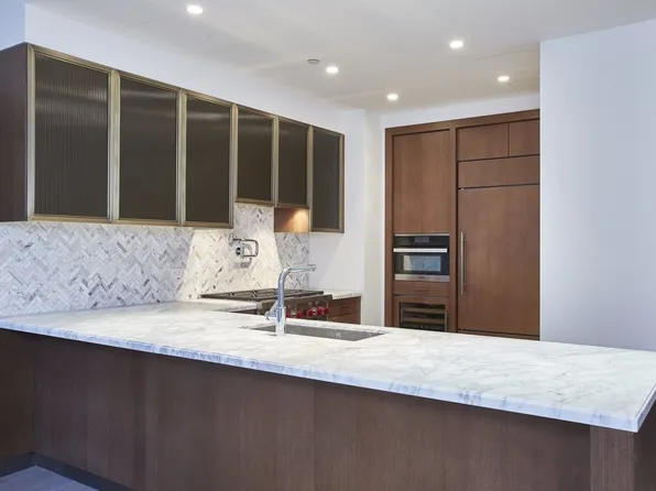 100 Barclay Street 14M image 2 of 18