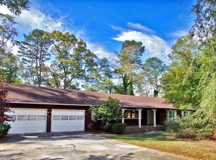 603 Fond Du Lac Dr, Stone Mountain, GA 30088