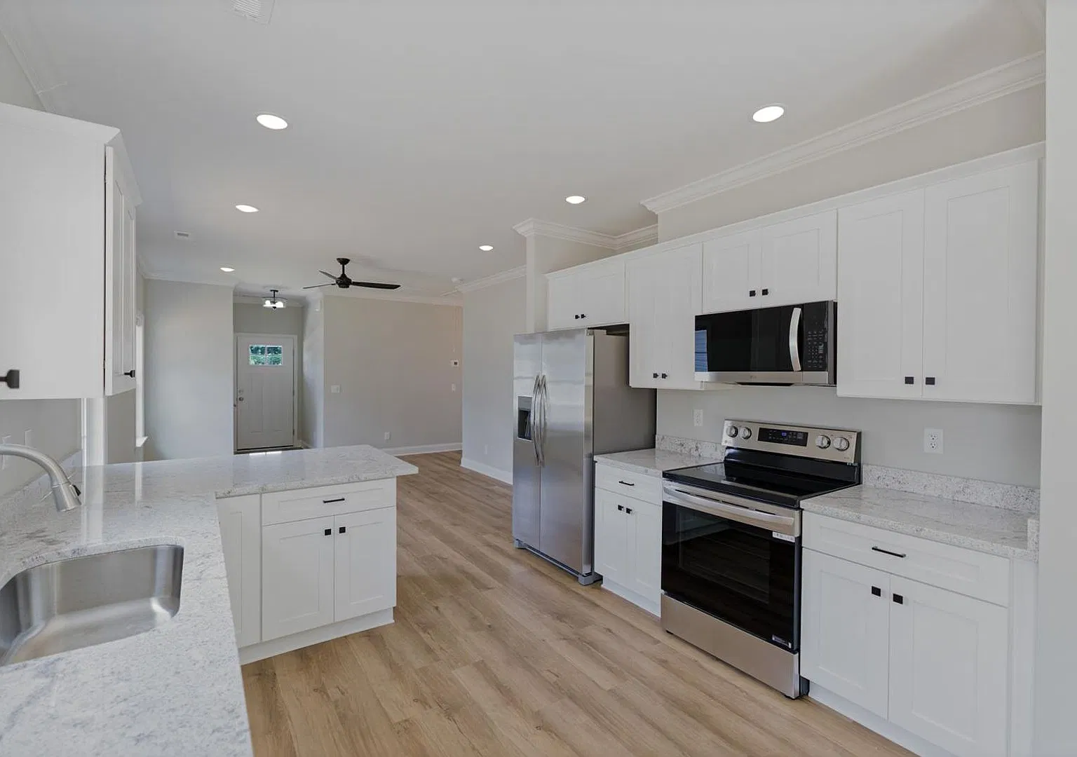 Minnis Townhomes — Photo 1