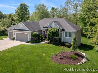 4703 Stiles Creek Dr NE, Grand Rapids, MI 49525