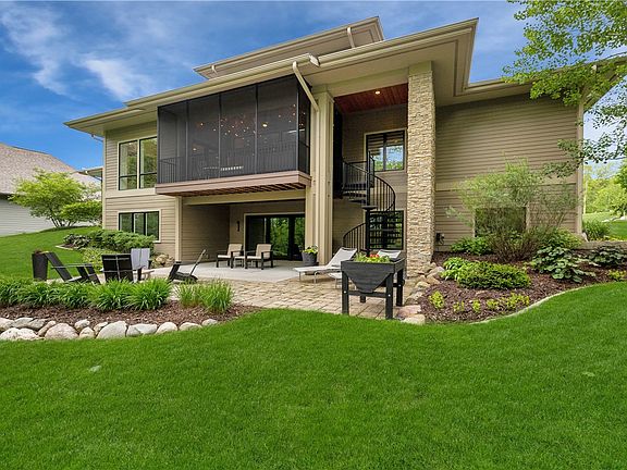 3rd image of 6251 Enclave Cir