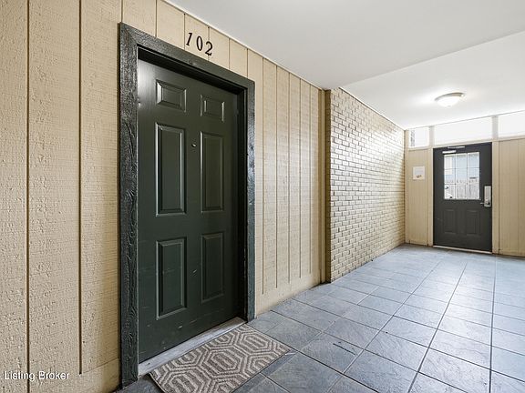 2nd image of 4308 Wisteria Landing Cir Unit 102