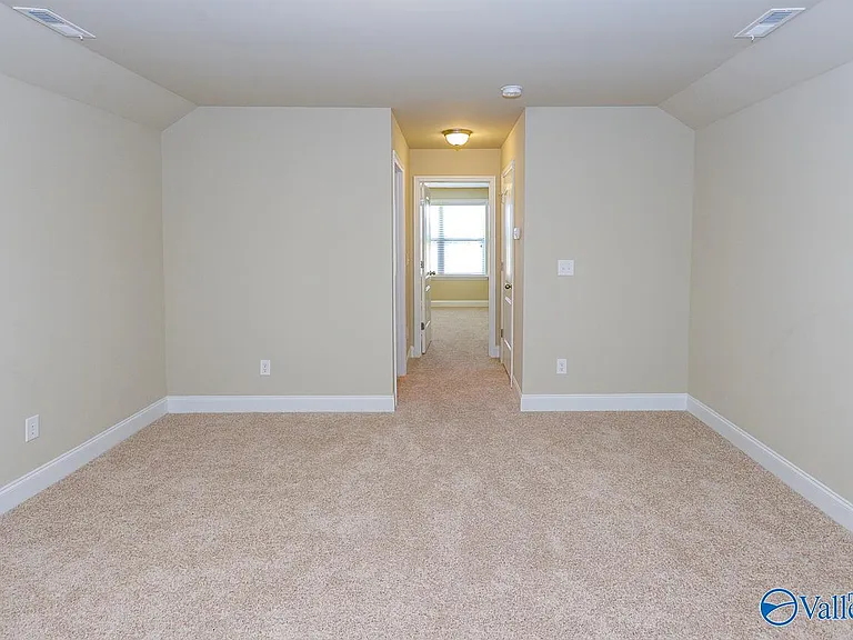 3031 Greenway Cir SE — Photo 30