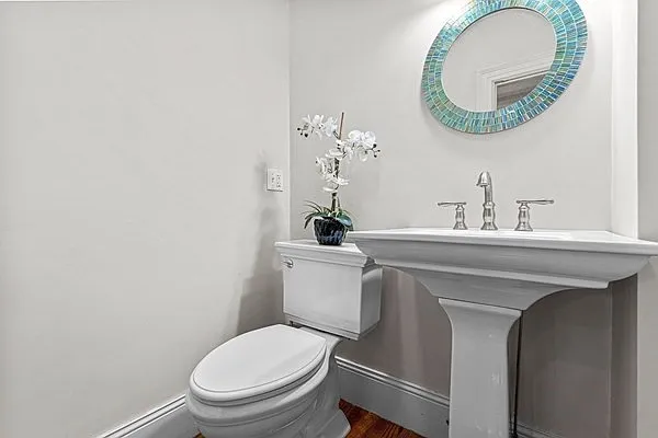 34 Glen Rd — Photo 23