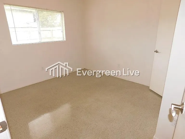 55 Callan Ct — Photo 16