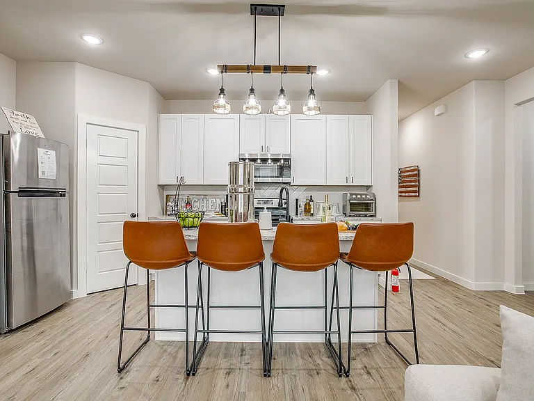 5626 Barkridge Dr — Photo 5