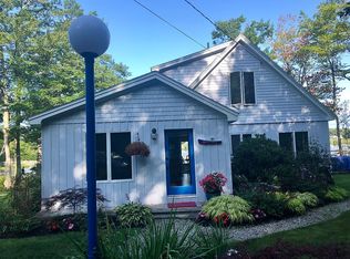 54 Pinkham Rd, New Harbor, ME 04554