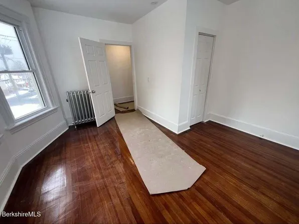 1 Rostone Pl #2, Pittsfield, MA 01201