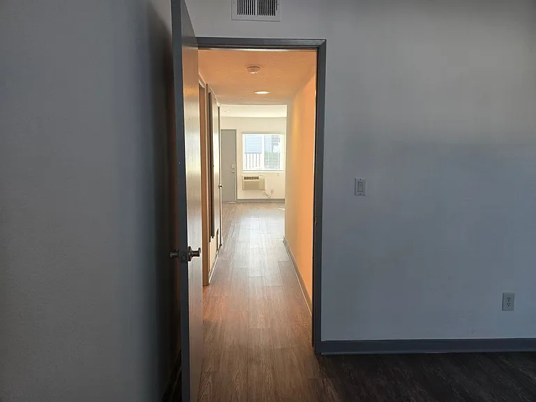 Eastside Apartments — Photo 47