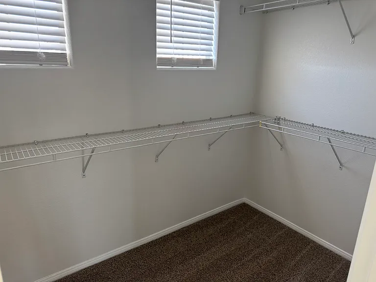 628 Bengal Bay Ave — Photo 2