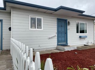 1272 Darwin St, Seaside, CA 93955