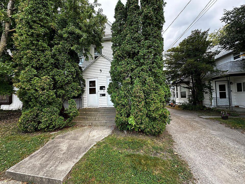 1st image of 601 W Fountain St