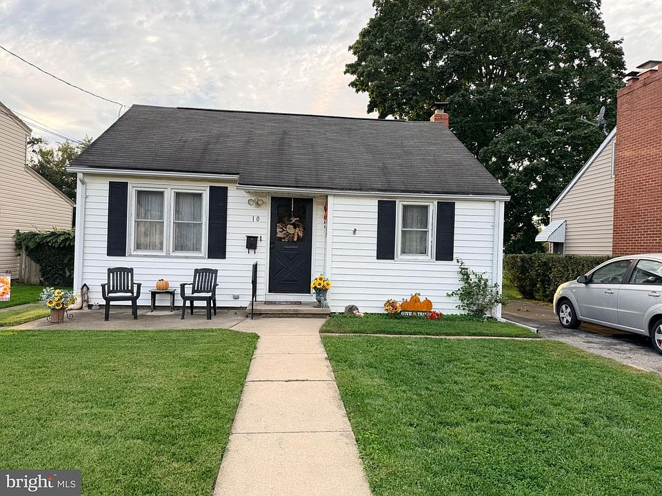 1st image of 10 Ridge Ave