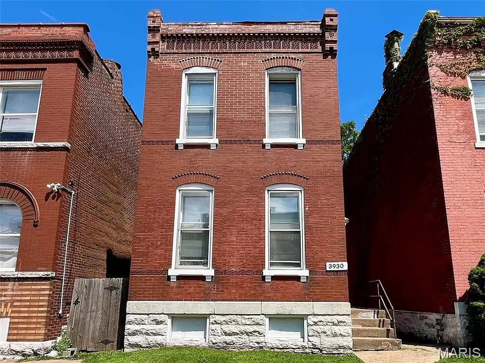 3930 Nebraska Ave #2