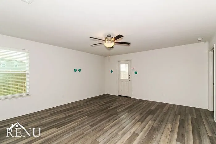 18404 Allen Welch Dr — Photo 8