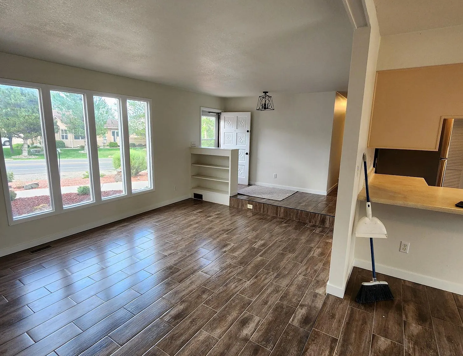2389 Ridge Circle Drive — Photo 3