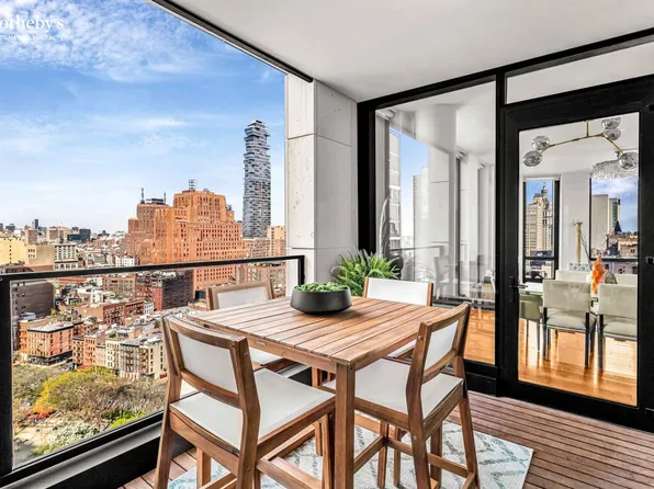 101 Warren Street 2350 image 3 of 12