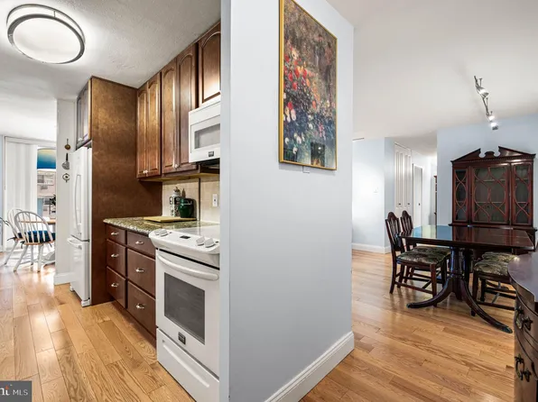 1901 John F Kennedy Blvd APT 1618, Philadelphia, PA 19103