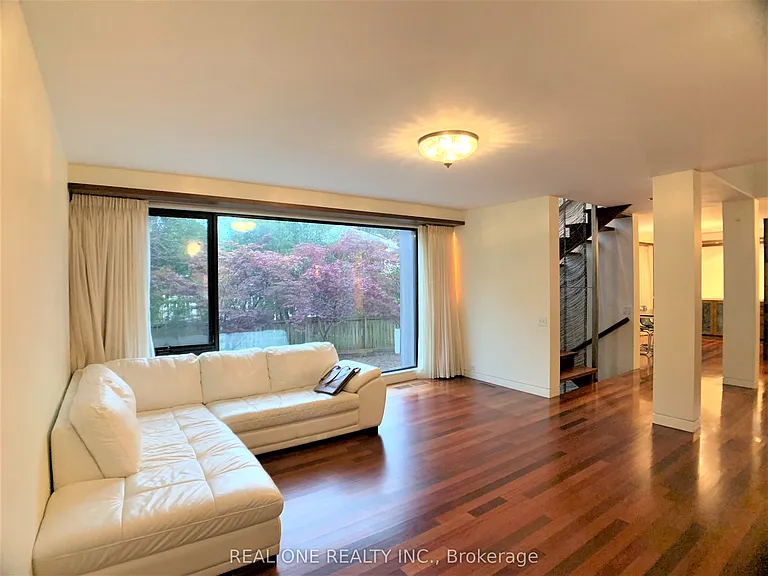 5 Dunlace Dr — Photo 8