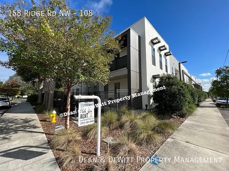 New Luxury Rentals In The Heart of Largo — Photo 3