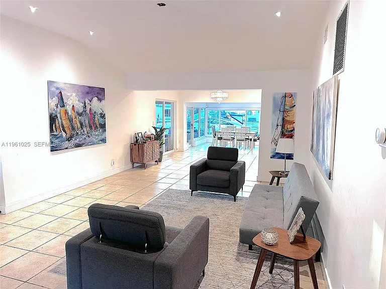 13000 Coronado Ln — Photo 6