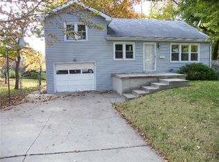 7734 Hardy St, Overland Park, KS 66204