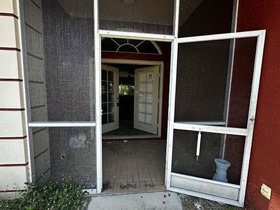 4th image of 23104 Rountree Ave