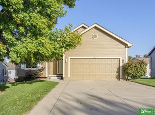 10406 Lewis And Clark Rd, Bellevue, NE 68123