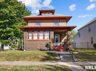 1003 16th St, Rock Island, IL