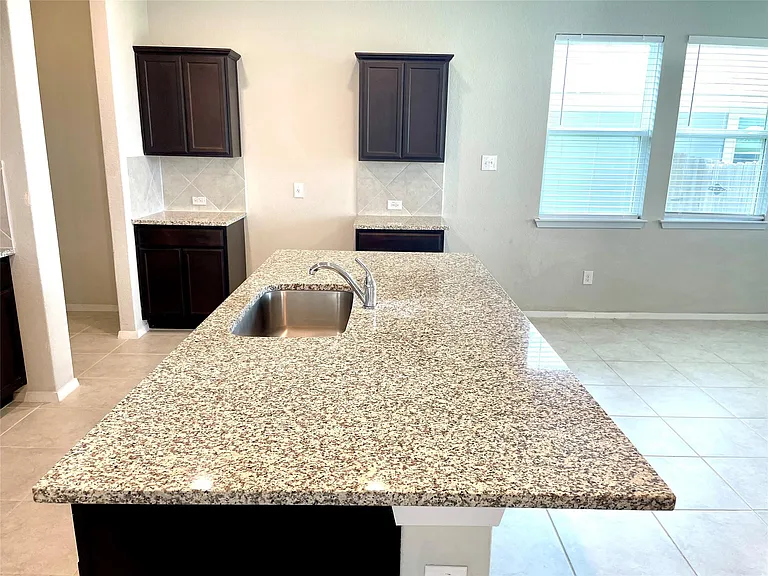 6701 Wolf Pack Dr — Photo 14