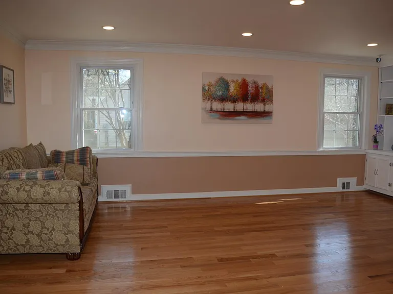 8261 Little River Tpke — Photo 3