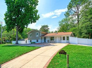 8320 Fort Hunt Rd, Alexandria, VA 22308