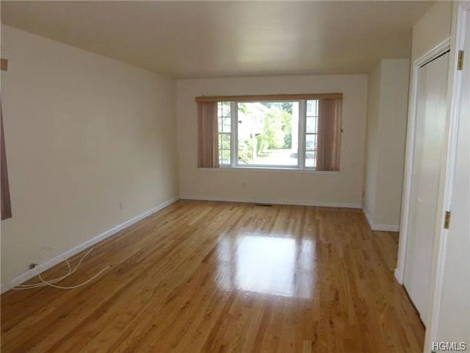 Living room. - 359 Midland Ave