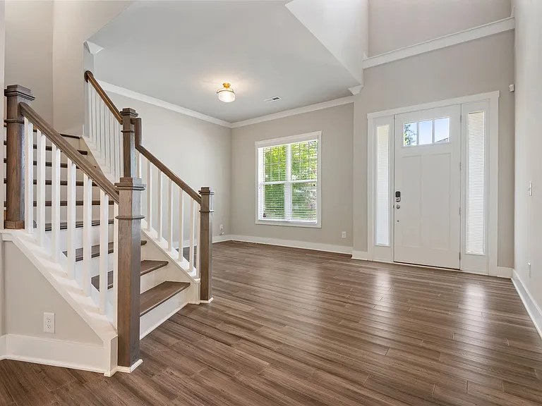 500 Kings Lake Way — Photo 14
