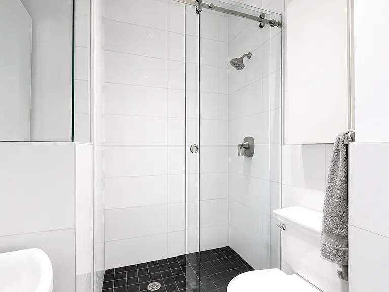 18 Abingdon Sq #6 — Photo 10