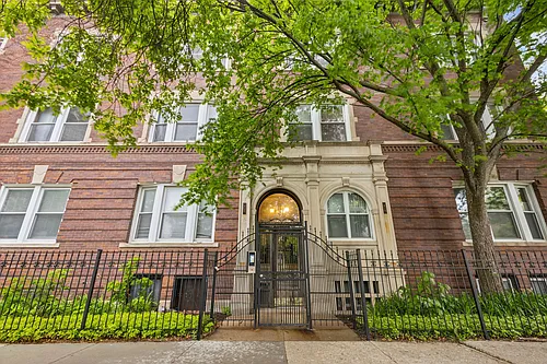 1426 E Hyde Park Blvd #2 Photo 1