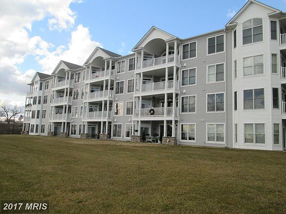 3rd image of 4700 Water Park Dr Unit 4700L