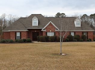 319 Weeping Willow Dr, Starkville, MS 39759