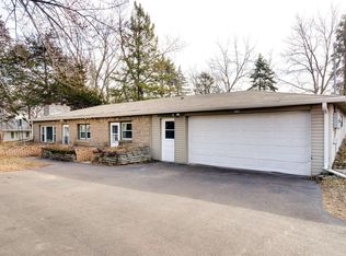 2540 Spruce St, Little Canada, MN 55117